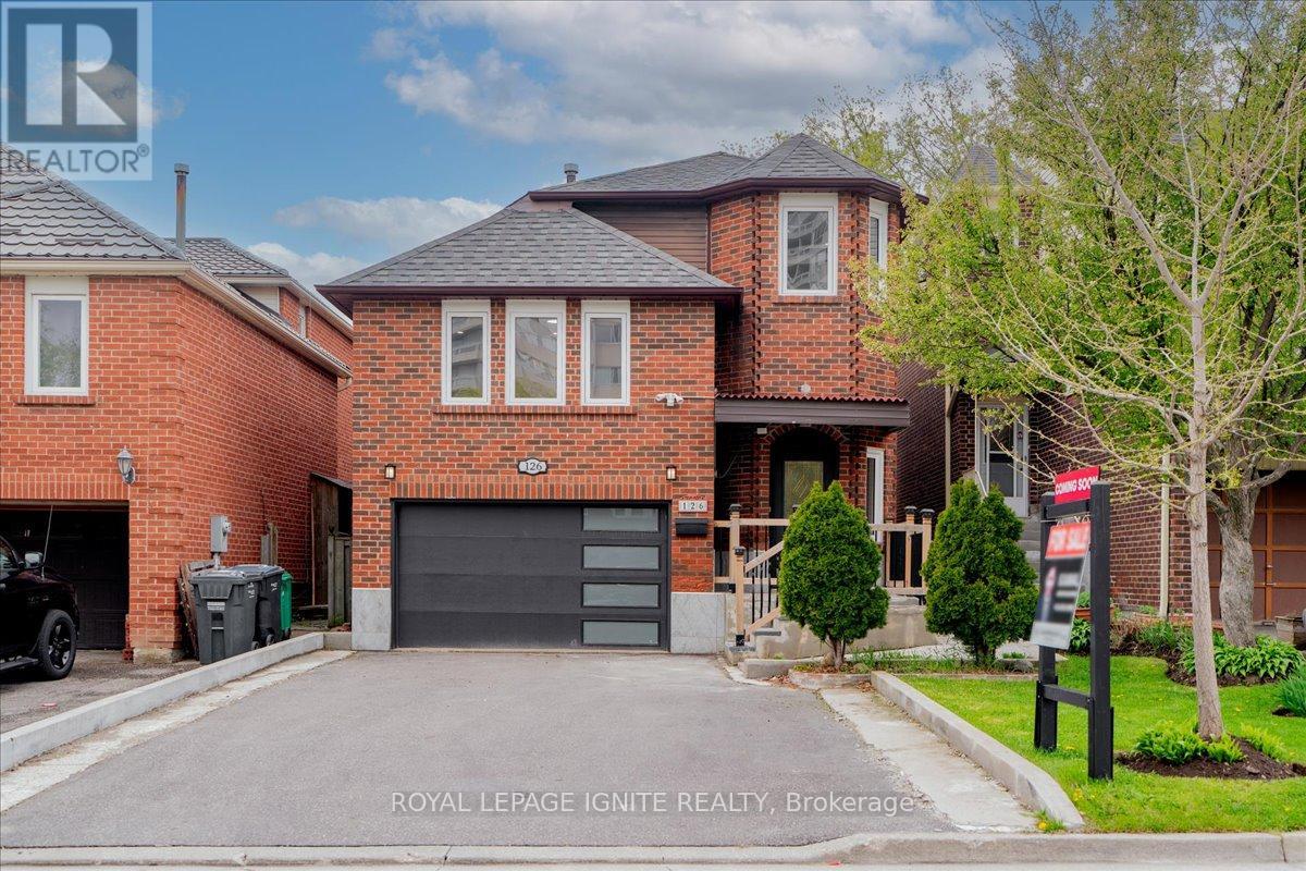 126 Sheldrake Court, Brampton, Ontario  L6Y 2W9 - Photo 2 - W13129366