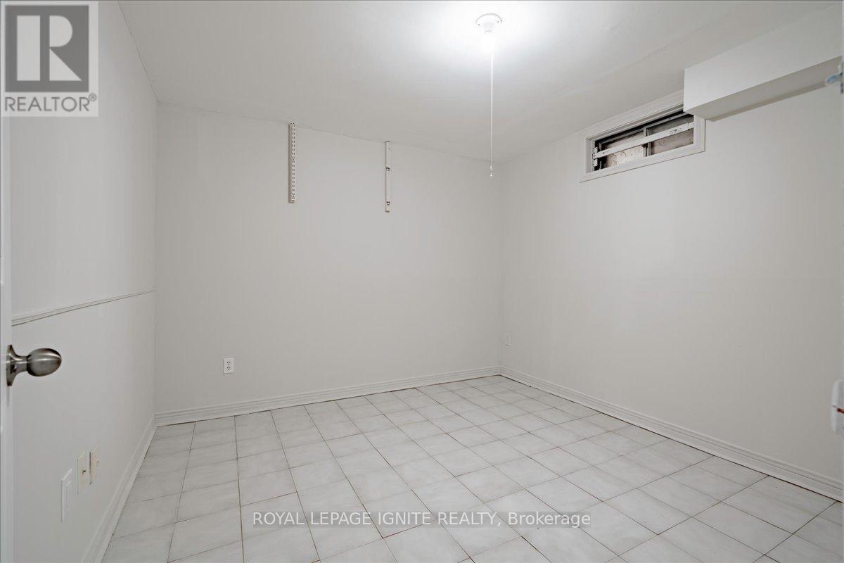 126 Sheldrake Court, Brampton, Ontario  L6Y 2W9 - Photo 35 - W13129366
