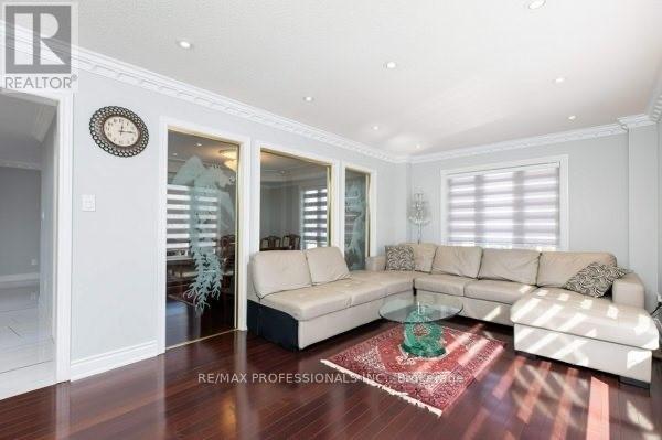 2078 Perran Drive, Mississauga, Ontario  L5K 2R5 - Photo 11 - W13129382