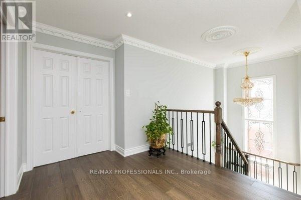 2078 Perran Drive, Mississauga, Ontario  L5K 2R5 - Photo 16 - W13129382