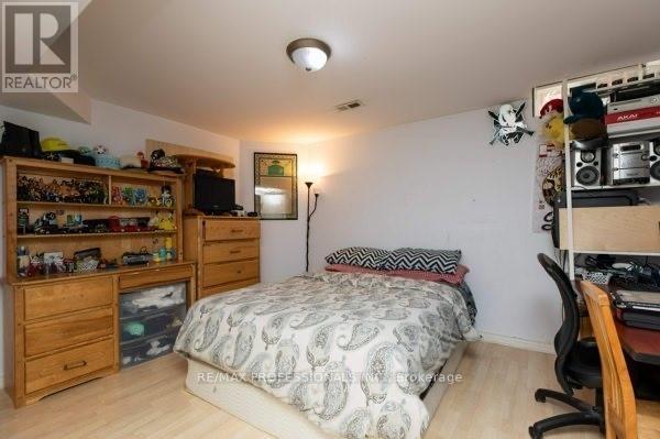 2078 Perran Drive, Mississauga, Ontario  L5K 2R5 - Photo 28 - W13129382