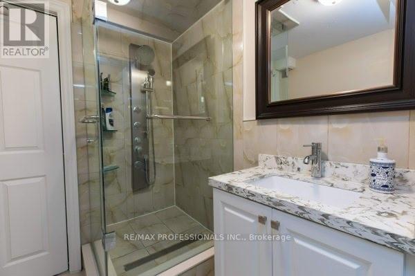 2078 Perran Drive, Mississauga, Ontario  L5K 2R5 - Photo 29 - W13129382