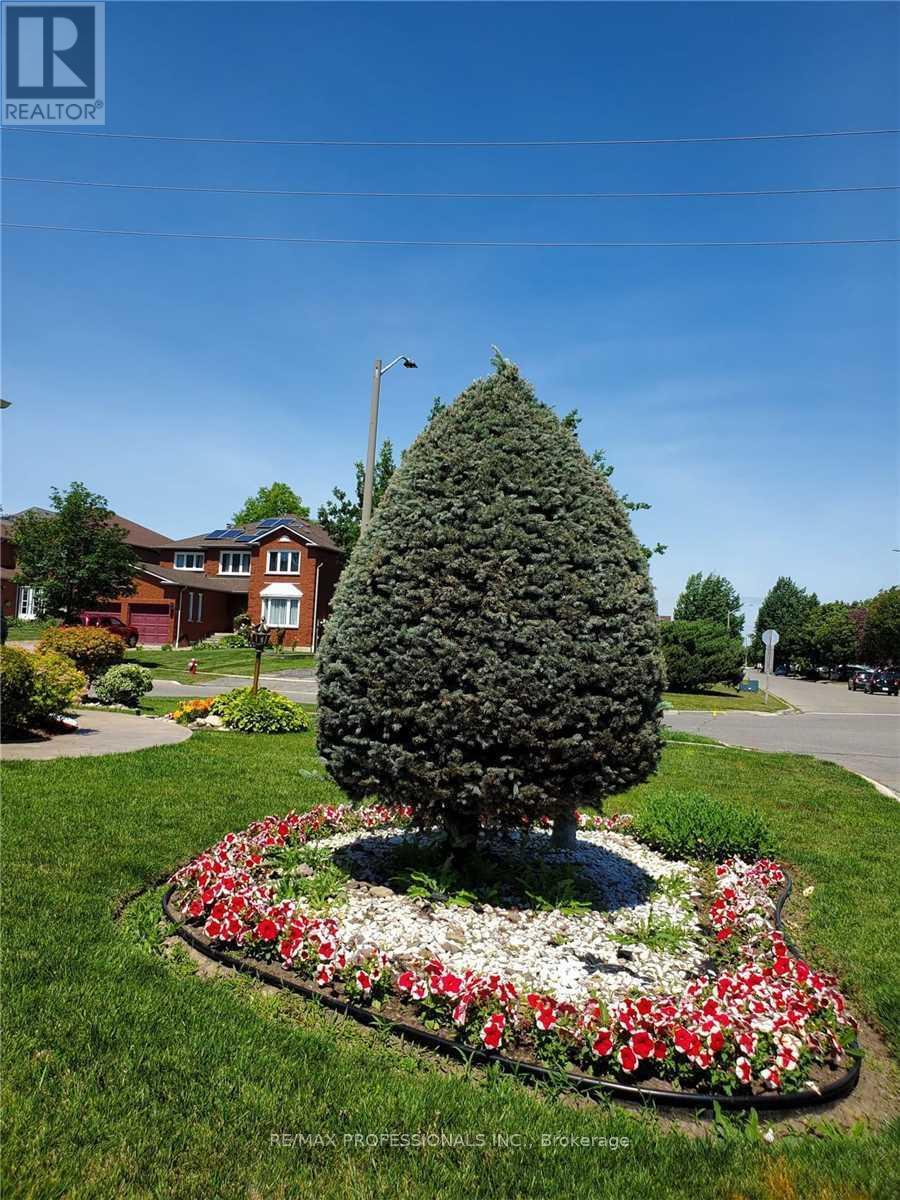 2078 Perran Drive, Mississauga, Ontario  L5K 2R5 - Photo 32 - W13129382