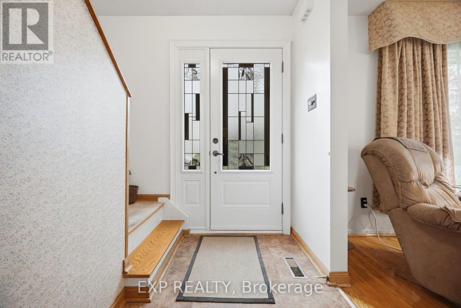 1 Flavian Crescent, Brampton, Ontario  L6T 3P2 - Photo 15 - W13129430