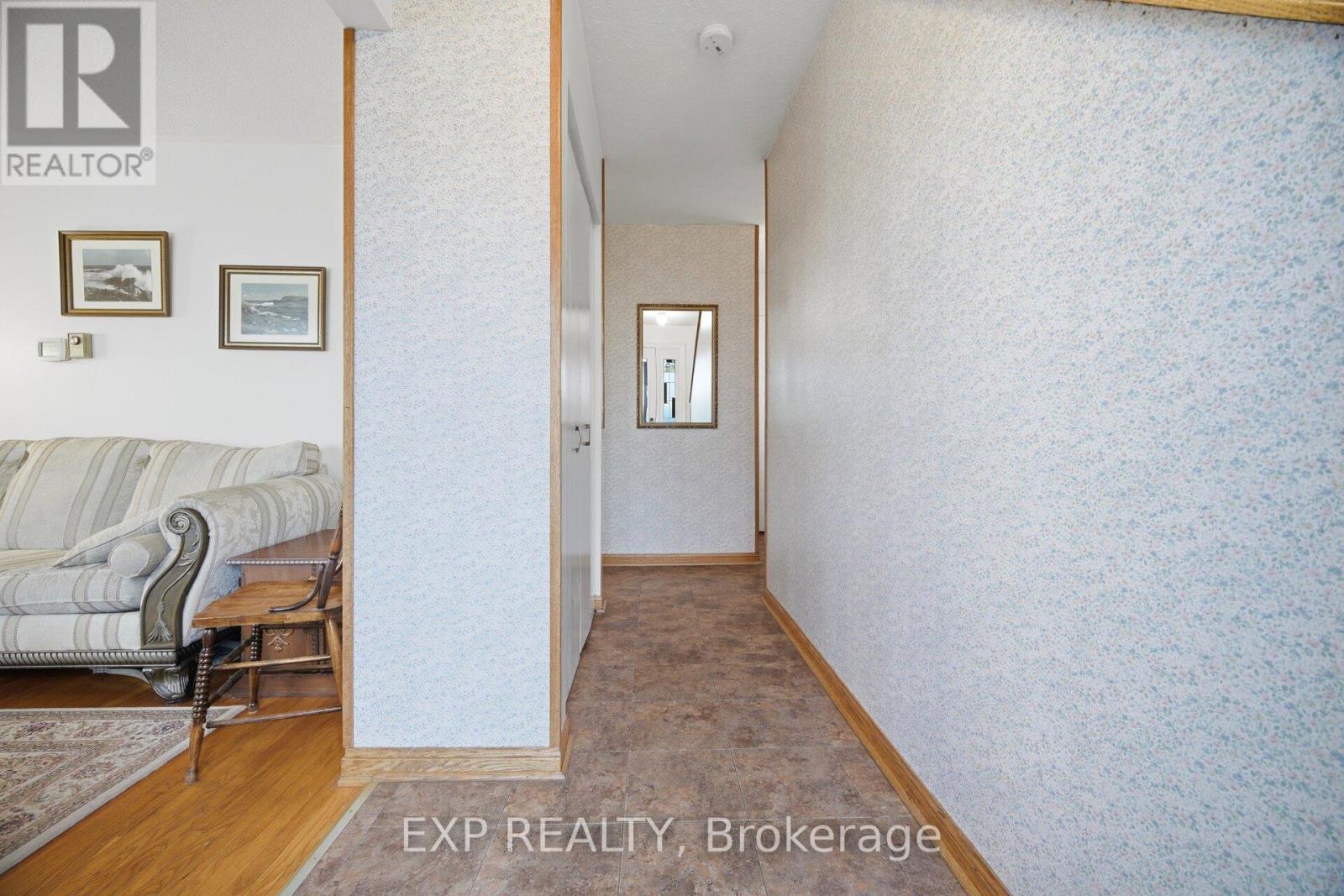 1 Flavian Crescent, Brampton, Ontario  L6T 3P2 - Photo 16 - W13129430