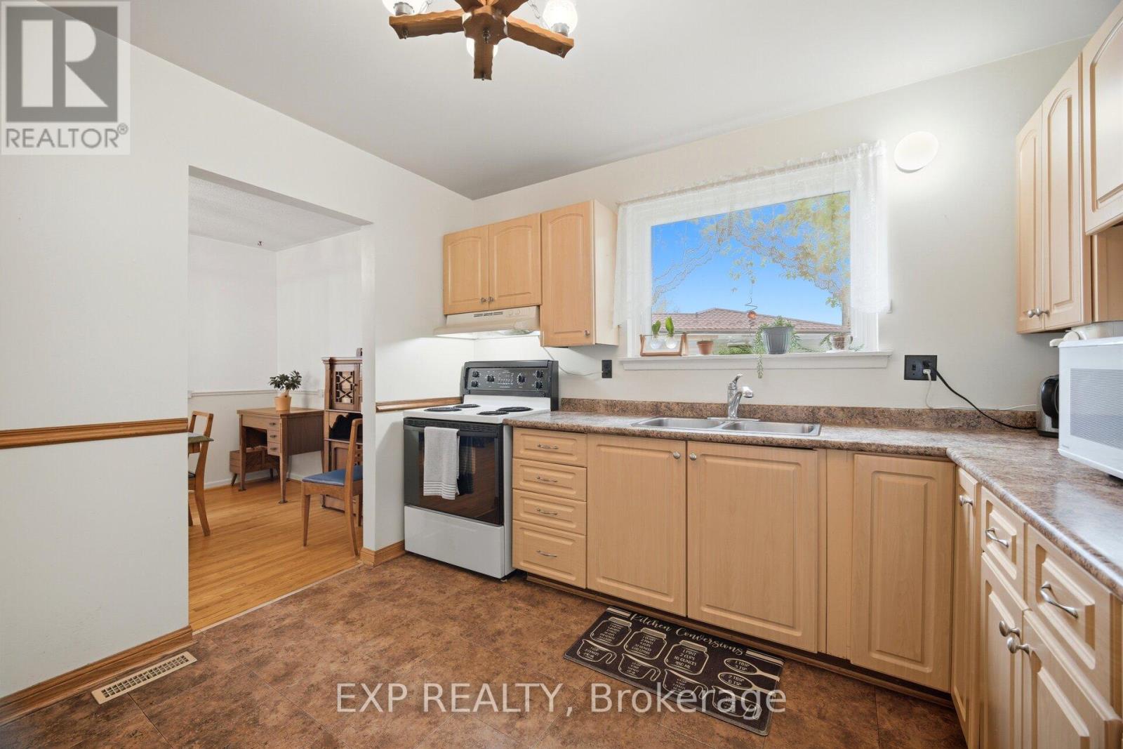 1 Flavian Crescent, Brampton, Ontario  L6T 3P2 - Photo 24 - W13129430