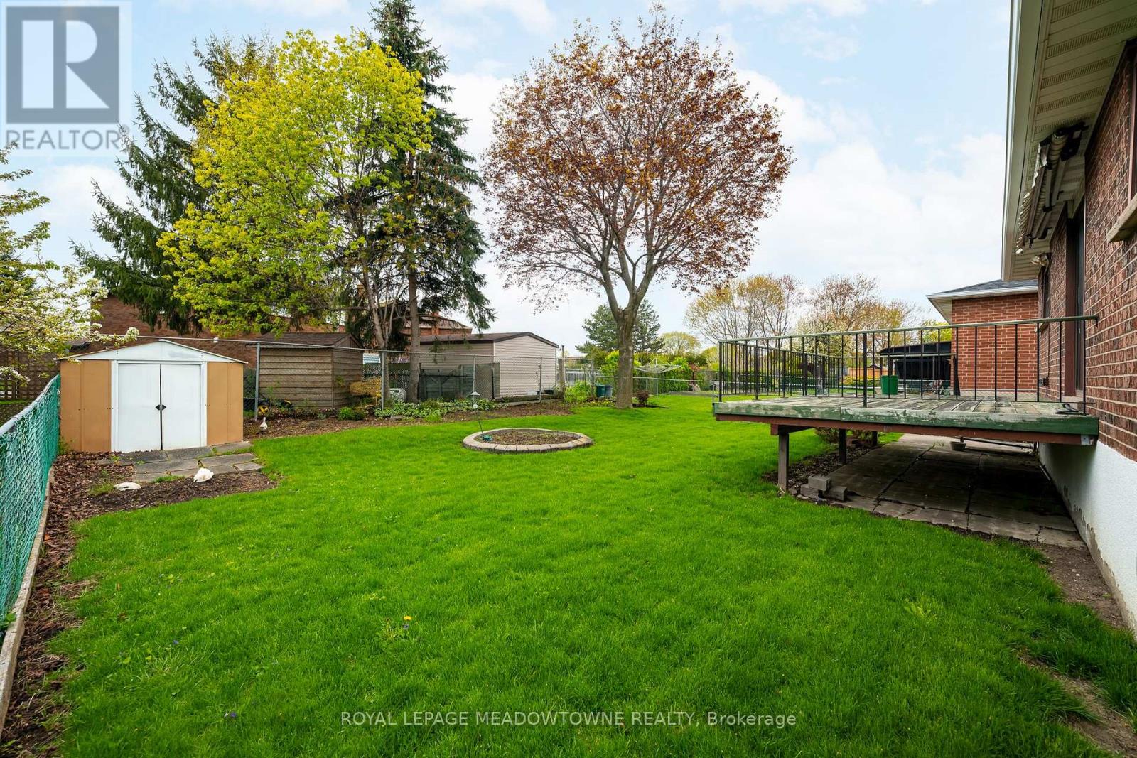 21 Leander Street, Brampton, Ontario  L6S 3M3 - Photo 5 - W13129446