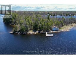 2 ISLAND 880, georgian bay (baxter), Ontario