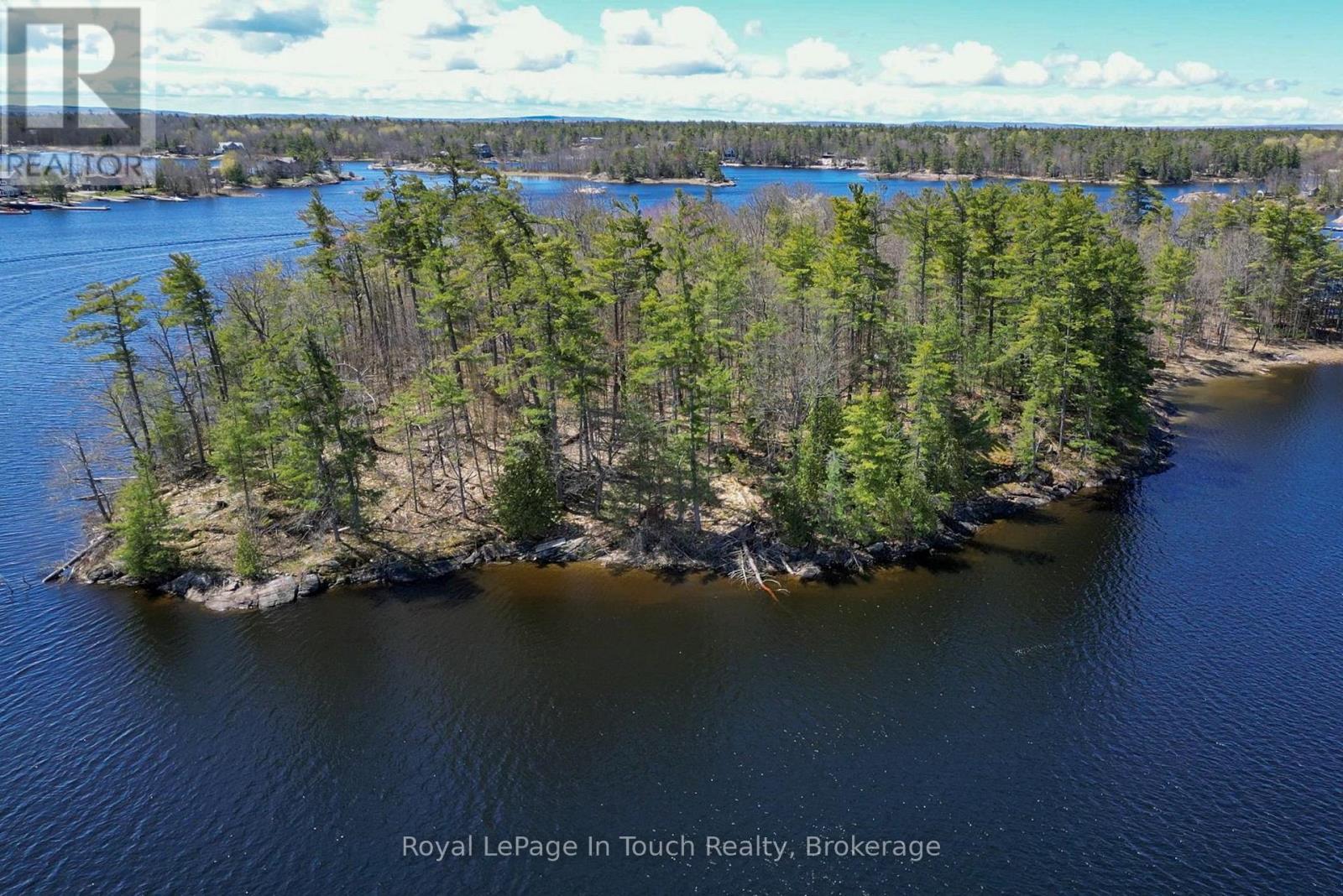 2 Island 880, Georgian Bay, Ontario  L0K 1S0 - Photo 3 - X12884198