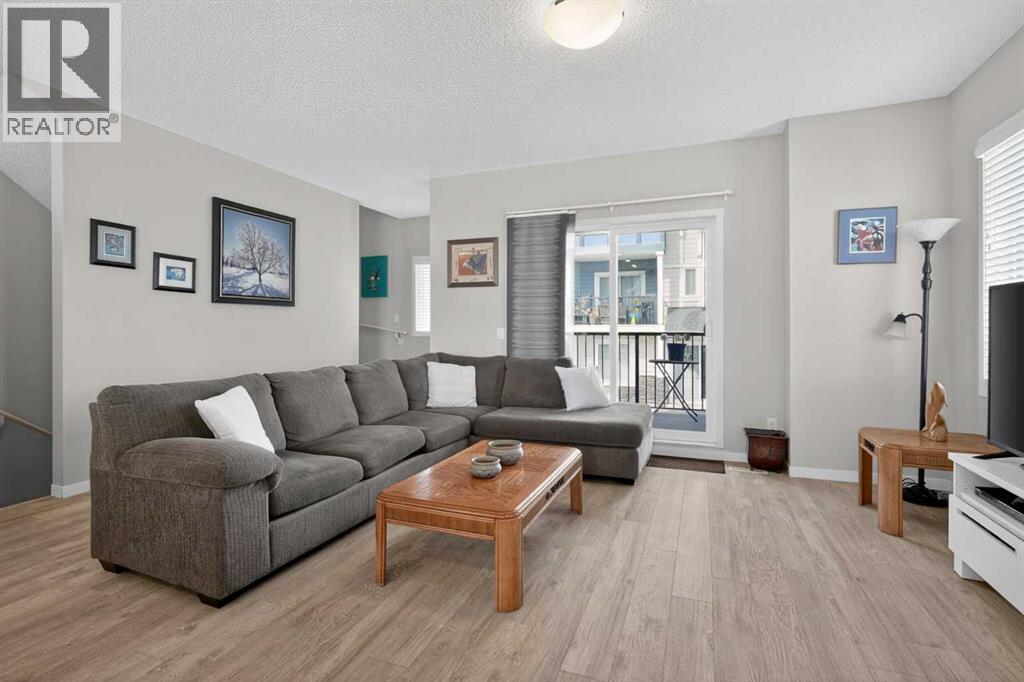 210 Nolanlake Villas Nw, Calgary, Alberta  T3R 0Z7 - Photo 4 - A2308782