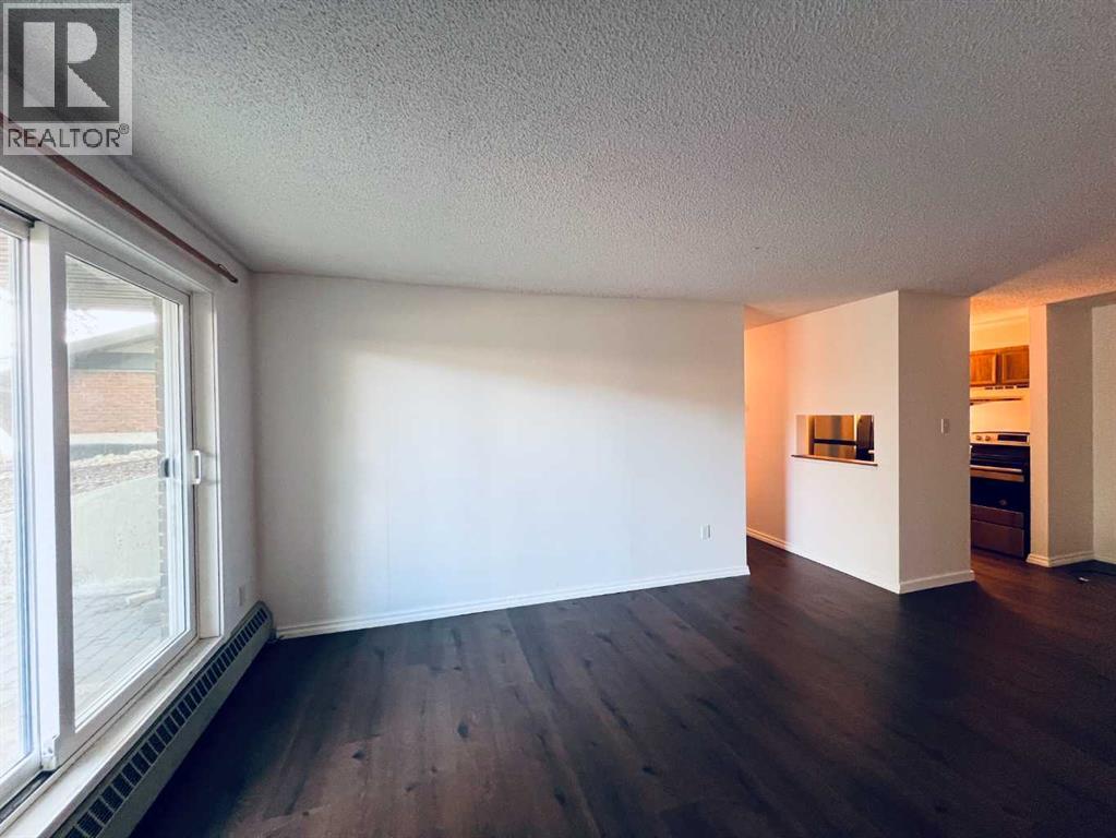 114, 550 Westwood Drive Sw, Calgary, Alberta  T3E 3V6 - Photo 12 - A2310328