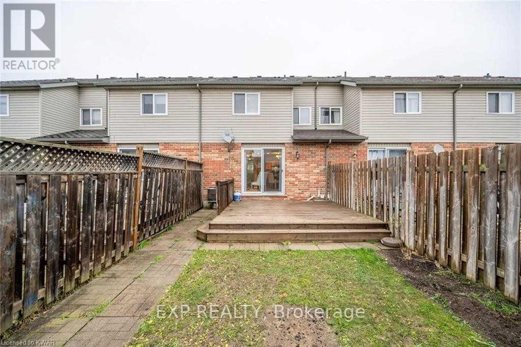 27 Max Becker Drive, Kitchener, Ontario  N2E 3V7 - Photo 14 - X13129426