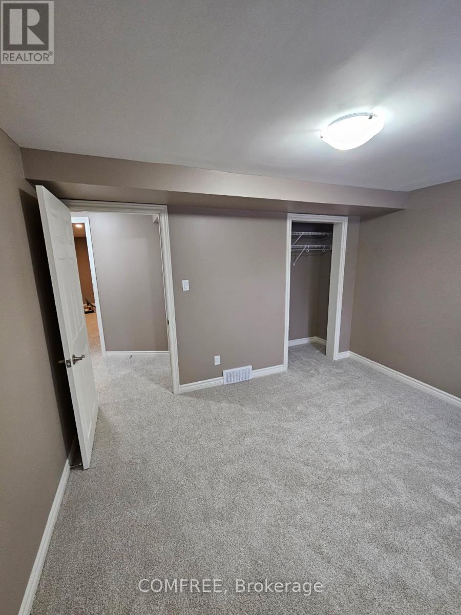 4360 Petrolia Line, Petrolia, Ontario N0N 1R0 - Photo 18 - X12703568
