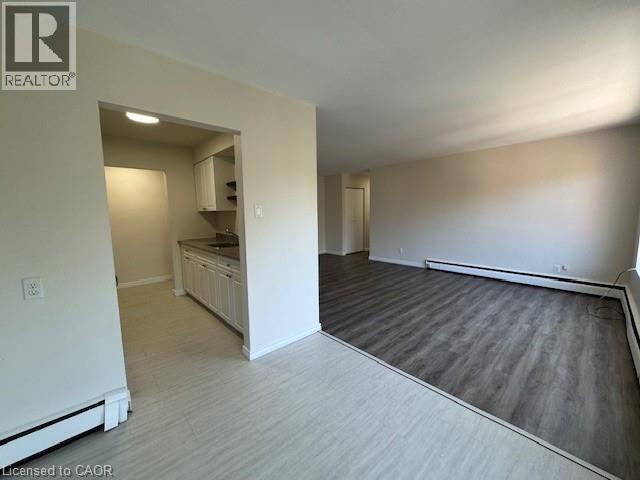 232 Louisa Street Unit# 8b, Kitchener, Ontario  N2H 5M7 - Photo 7 - 40830472
