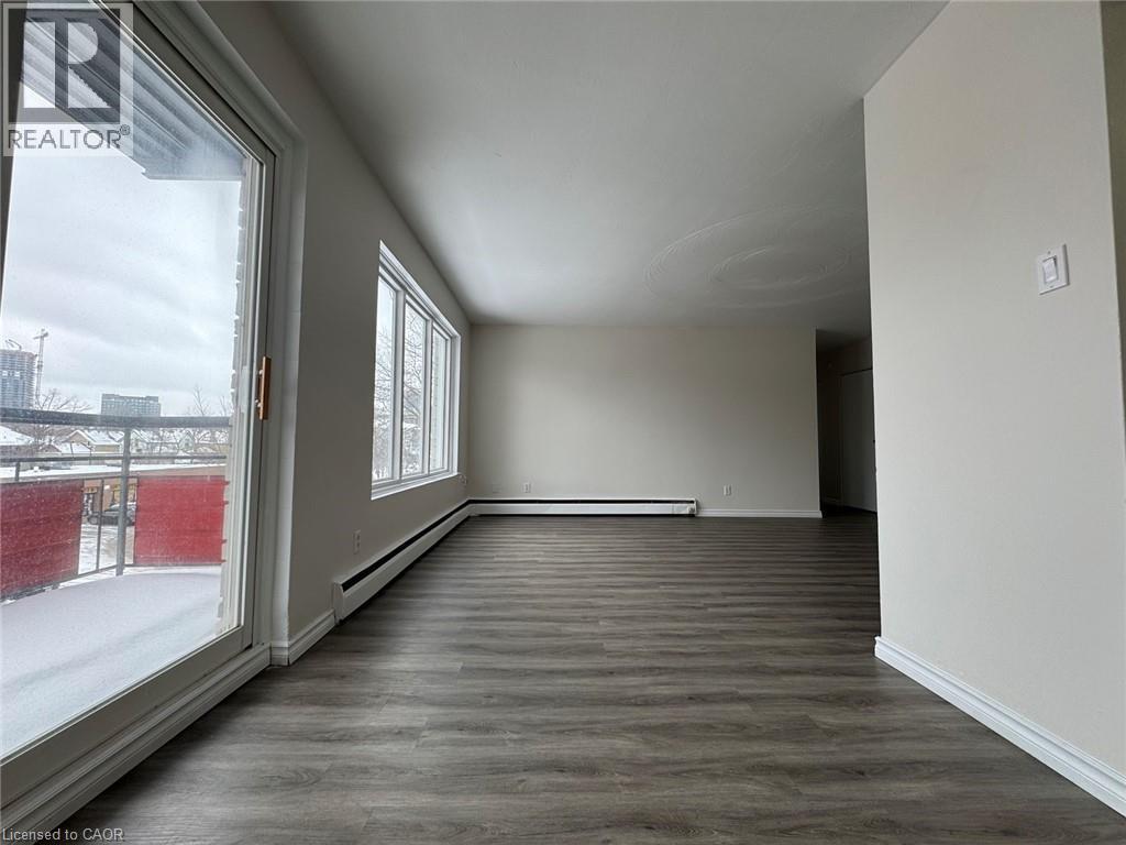 232 Louisa Street Unit# 9a, Kitchener, Ontario  N2H 5M7 - Photo 3 - 40830464