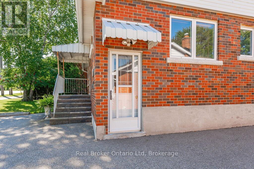 Lower - 195 Edinburgh Road S, Guelph, Ontario N1G 2H8 - Photo 2 - X13129522