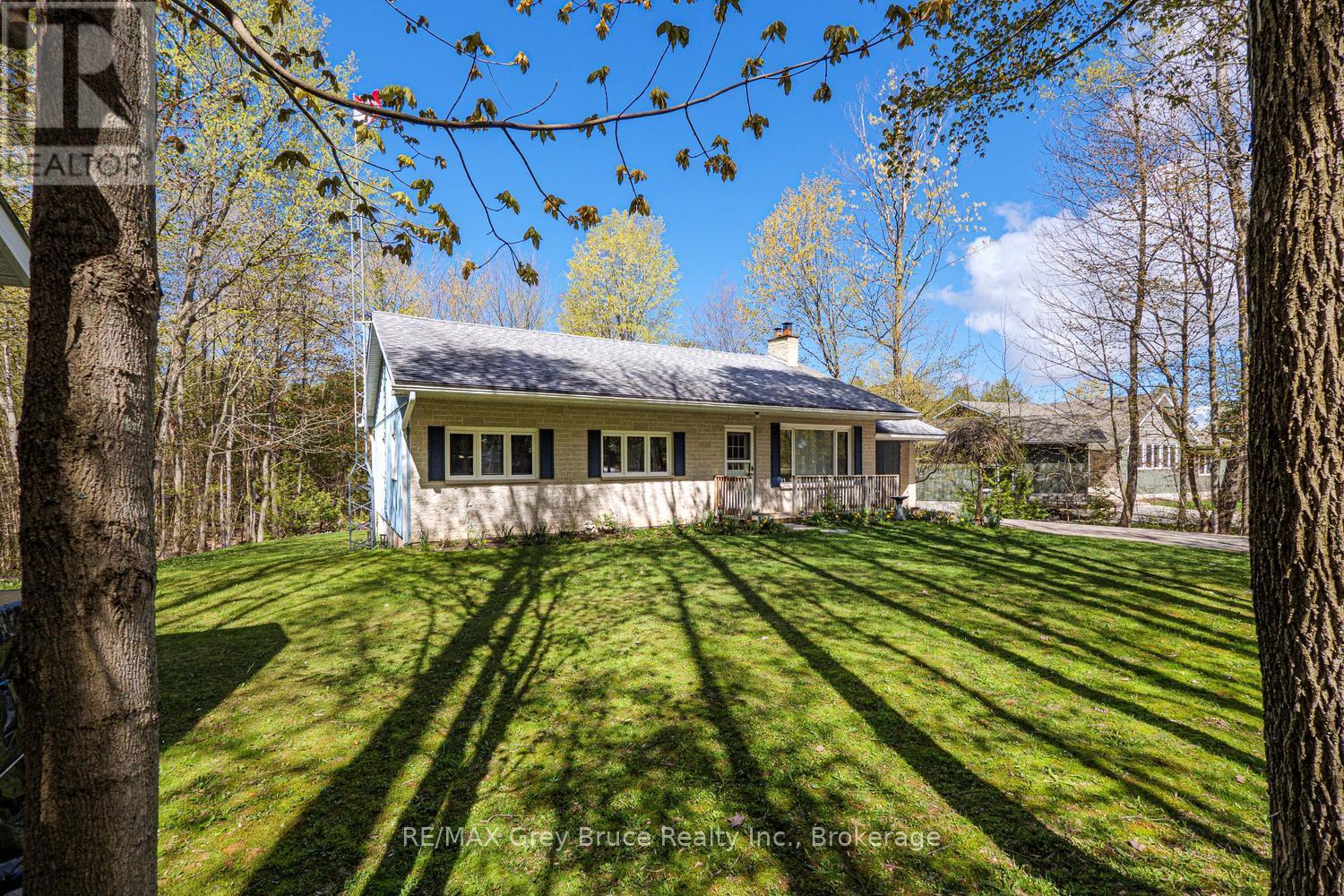 113 Golden Pond Drive, South Bruce Peninsula, Ontario  N0H 2T0 - Photo 2 - X13129766