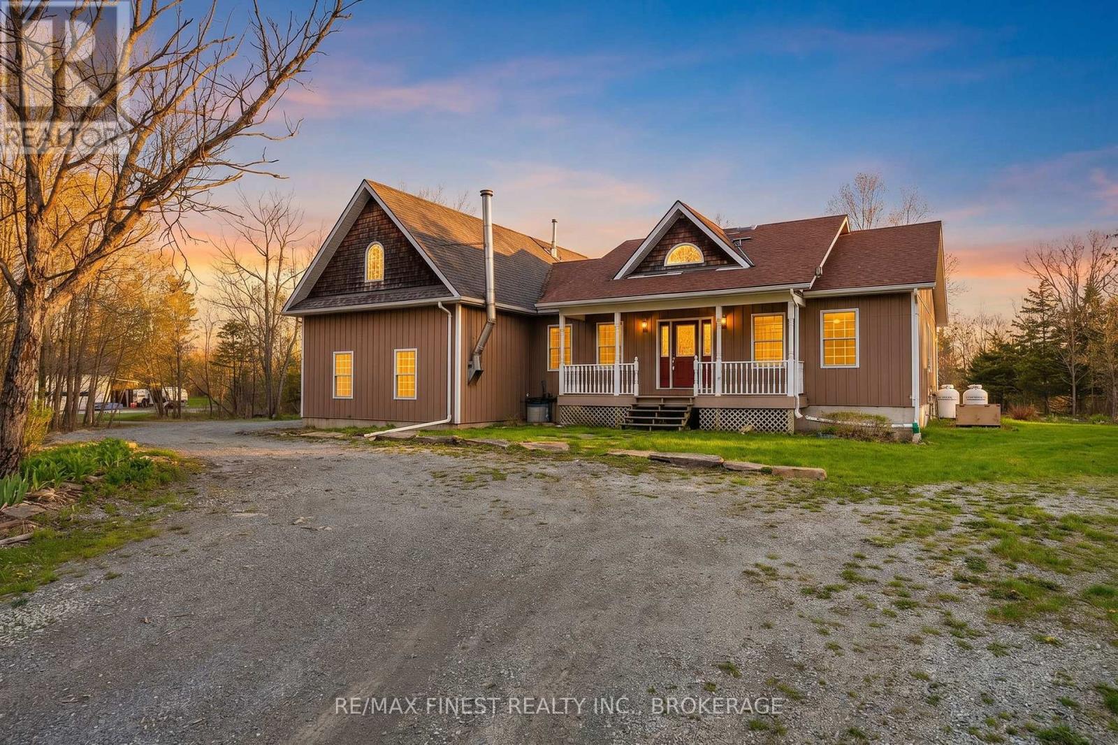 2926 LAKE ROAD, Frontenac, Ontario
