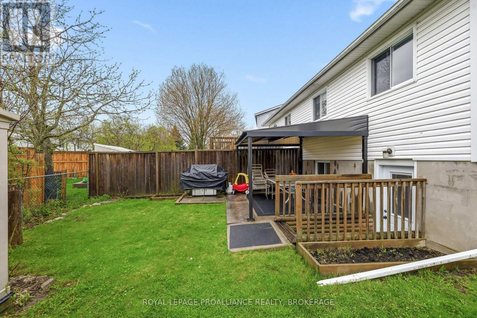 1044 Waterbury Crescent, Kingston, Ontario  K7M 8V5 - Photo 36 - X13129744
