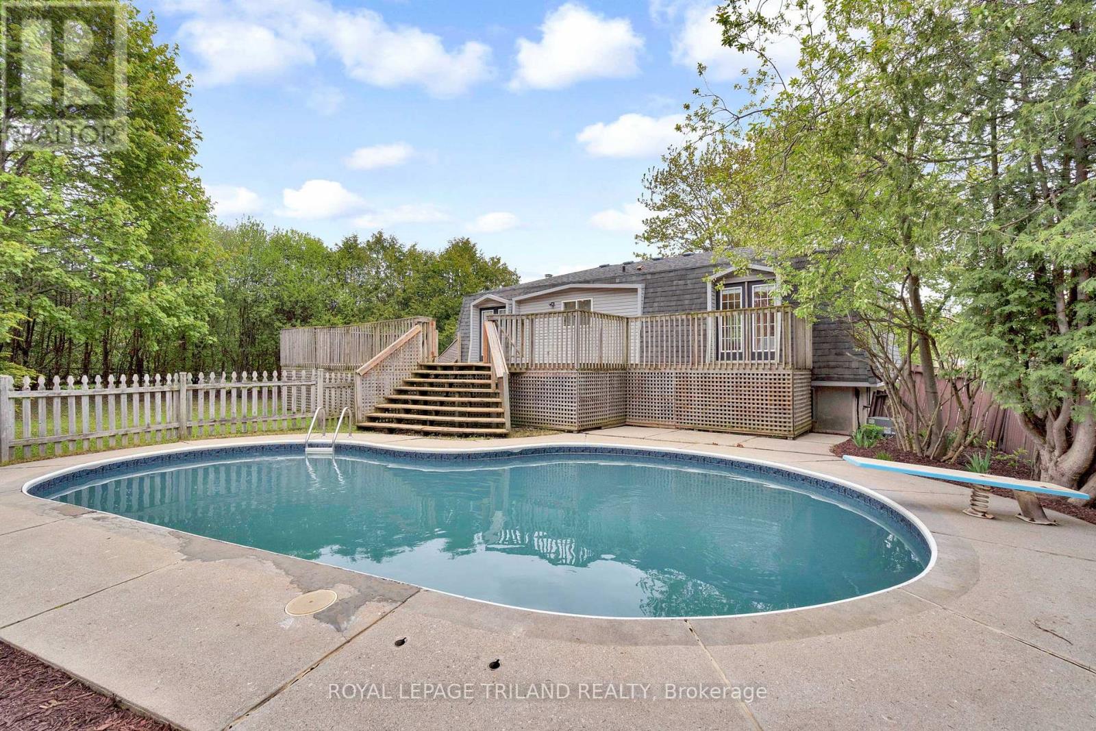 24 Beechmount Crescent, London South, Ontario  N6E 2J3 - Photo 38 - X13129614