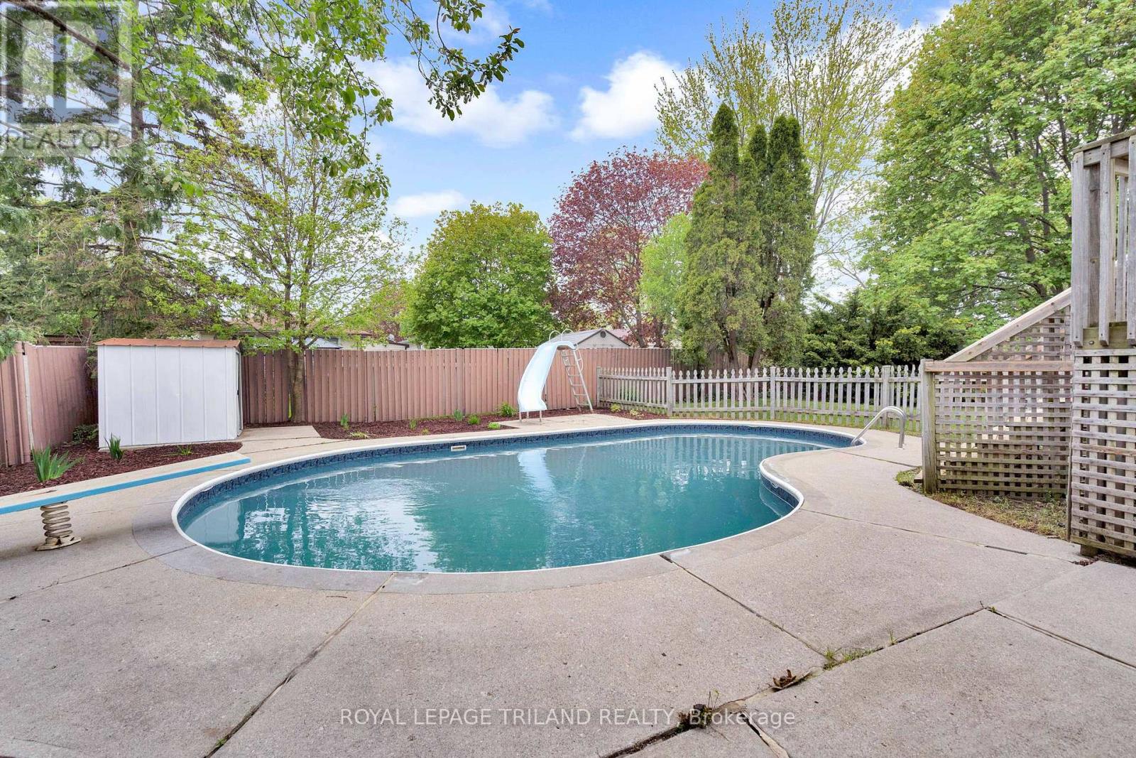 24 Beechmount Crescent, London South, Ontario  N6E 2J3 - Photo 40 - X13129614
