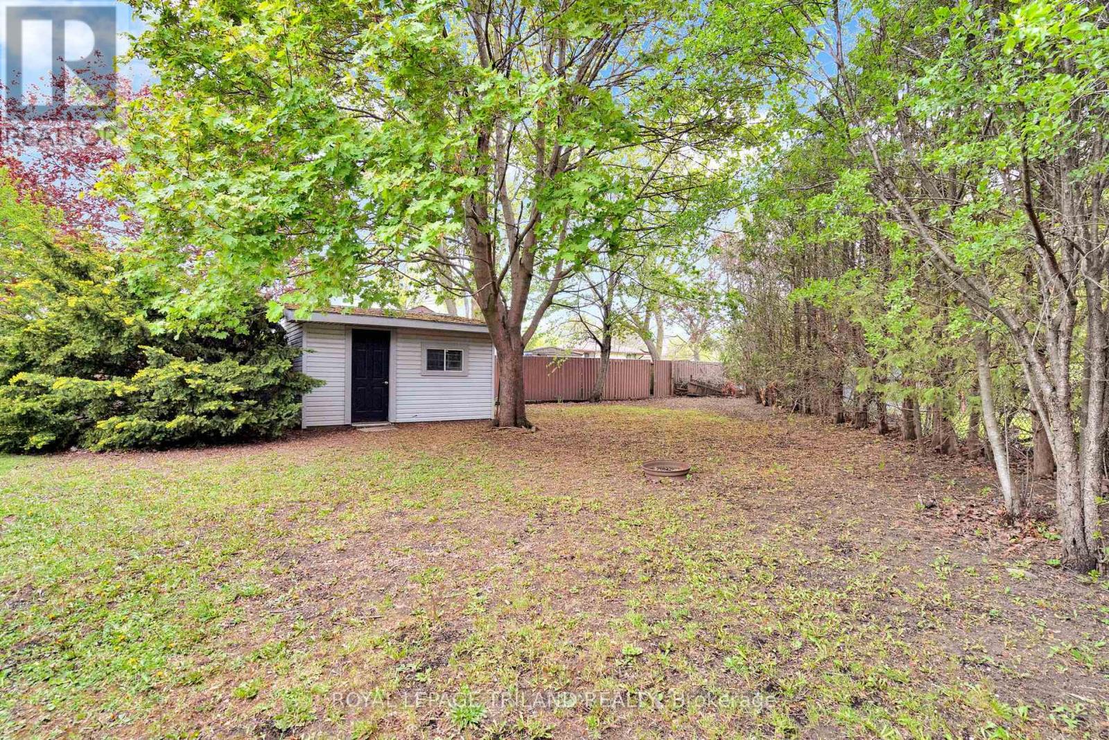 24 Beechmount Crescent, London South, Ontario  N6E 2J3 - Photo 46 - X13129614