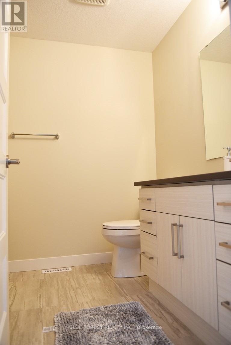 933 - 933 Manhattan Way, London North, Ontario  N6H 0J7 - Photo 7 - X13129616