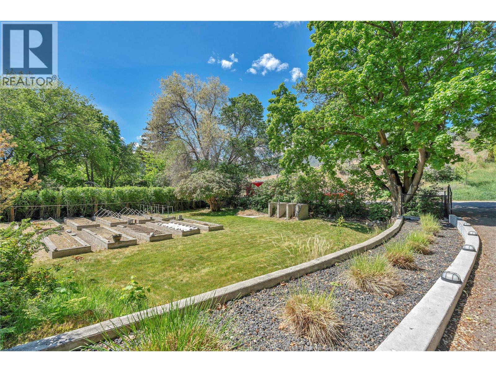 1213 Lambert Drive, Penticton, British Columbia  V2A 8Y5 - Photo 62 - 10387244