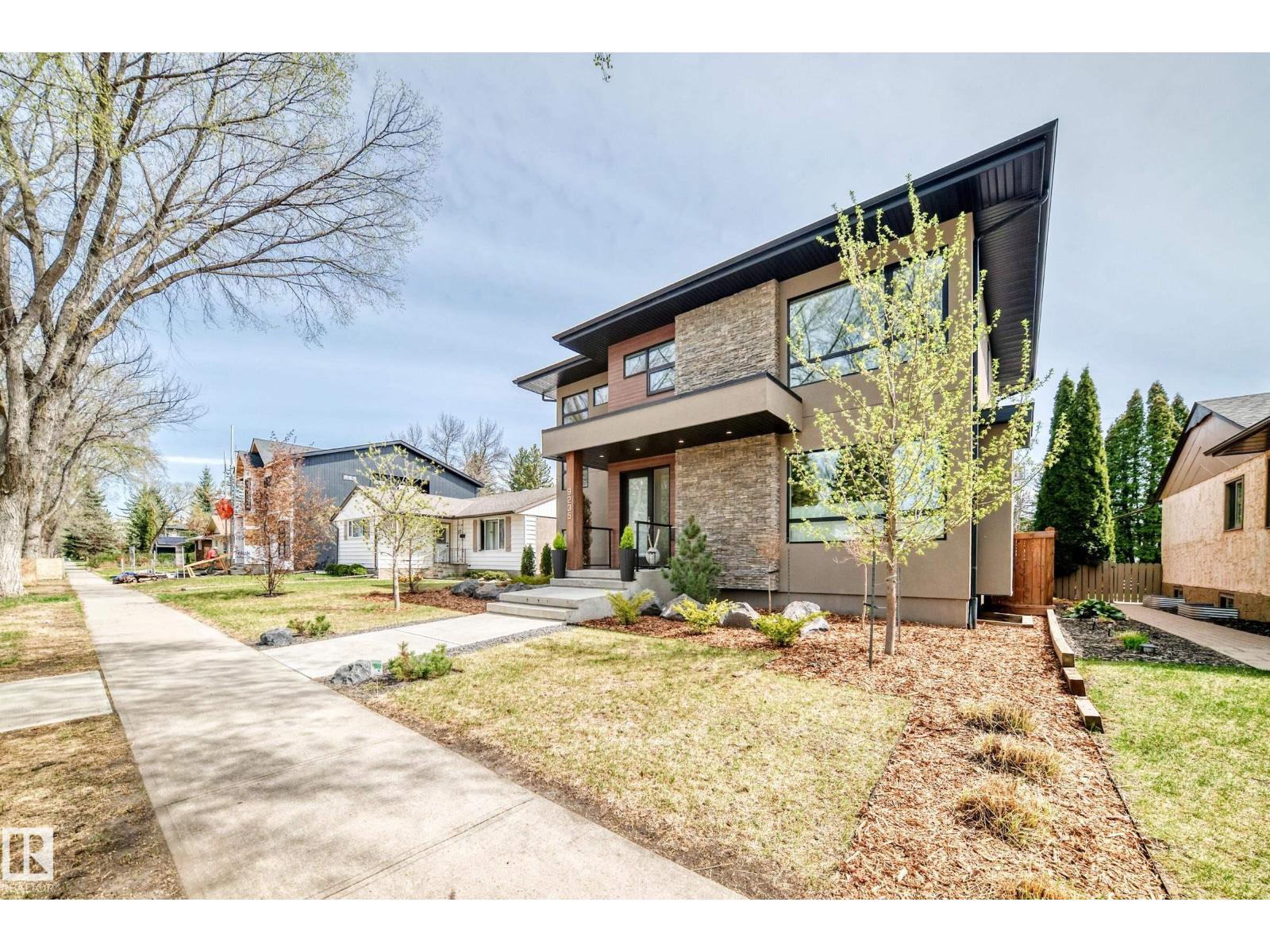 9235 148 St Nw, Edmonton, Alberta  T5R 1A4 - Photo 2 - E4487729