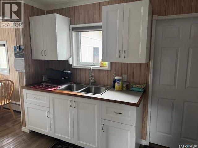 691 Joseph Crescent, Cochin, Saskatchewan  S0M 0L0 - Photo 3 - SK036002