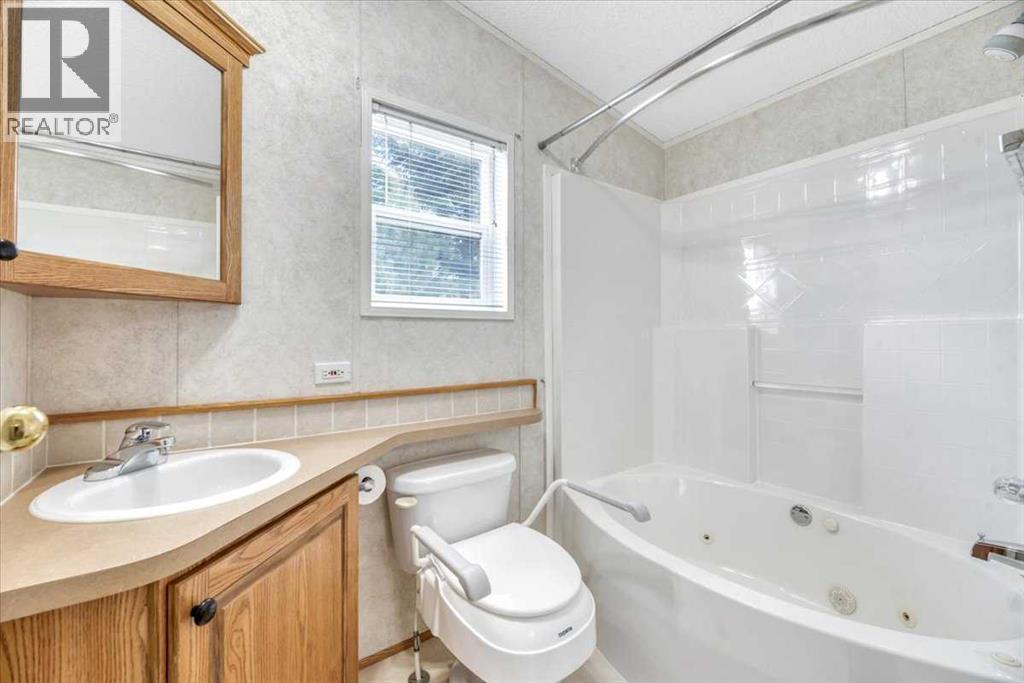 38 Doubletree Way, Strathmore, Alberta  T1P 1M8 - Photo 24 - A2305353