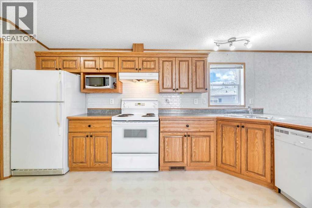 38 Doubletree Way, Strathmore, Alberta  T1P 1M8 - Photo 18 - A2305353