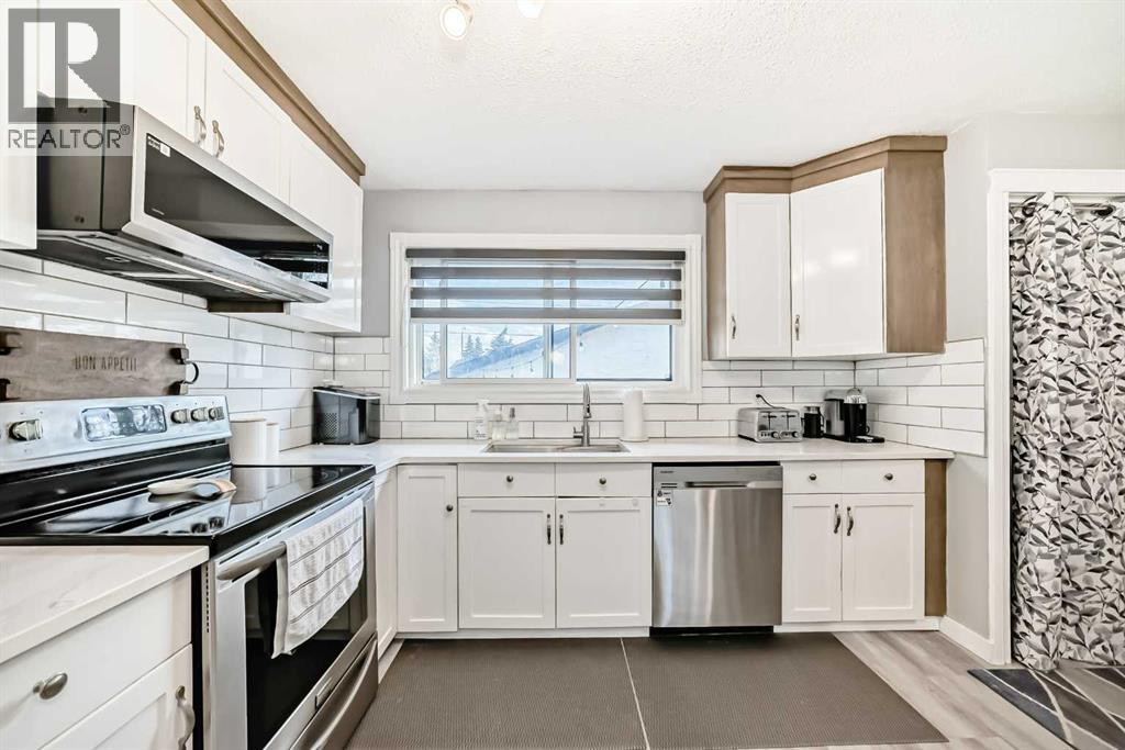 447 Malvern Close Ne, Calgary, Alberta  T2A 4W6 - Photo 10 - A2310514