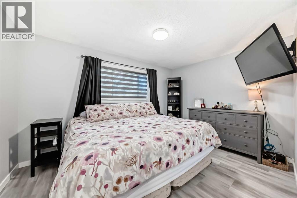 447 Malvern Close Ne, Calgary, Alberta  T2A 4W6 - Photo 12 - A2310514