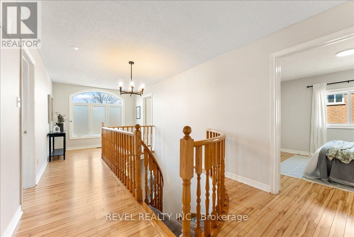 30 Linderwood Drive, Toronto, Ontario  M1C 3P8 - Photo 17 - E13035998