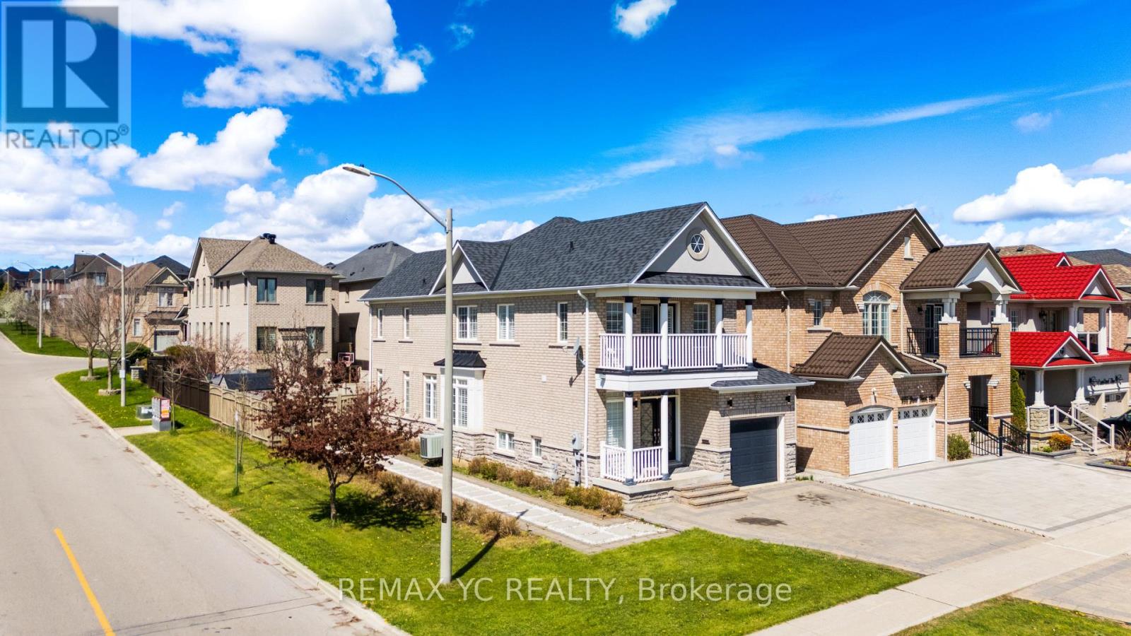 552 Grand Trunk Avenue, Vaughan, Ontario  L6A 0R4 - Photo 2 - N13128786