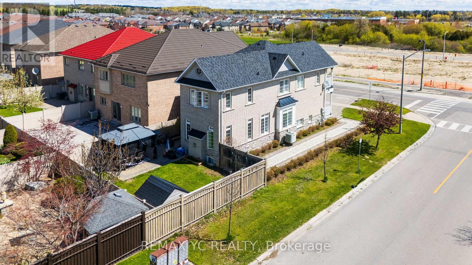 552 Grand Trunk Avenue, Vaughan, Ontario  L6A 0R4 - Photo 43 - N13128786