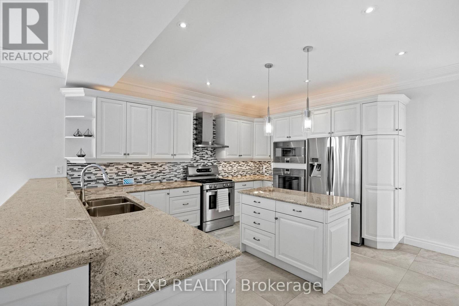 185 WILFRED AVENUE, Toronto, Ontario