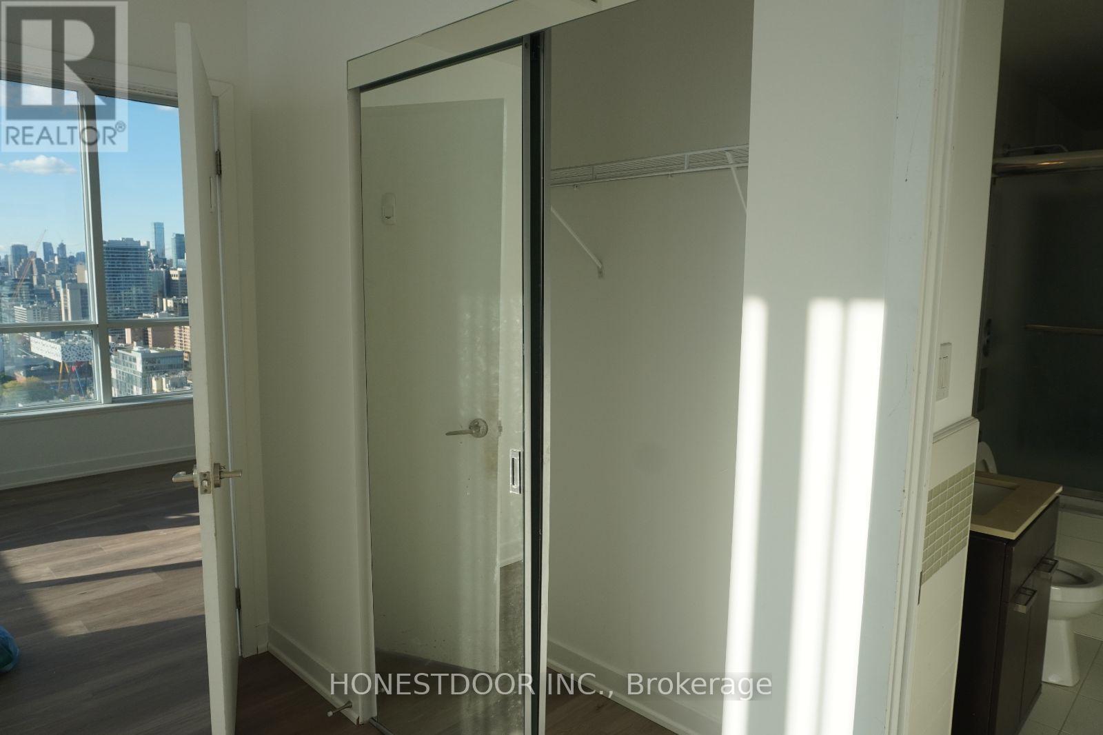 3302 - 295 Adelaide Street W, Toronto, Ontario M5V 0L4 - Photo 5 - C13129750