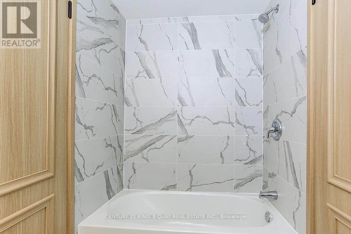 A319 - 3453 Victoria Park Avenue, Toronto, Ontario  M1W 0A9 - Photo 12 - E13129582