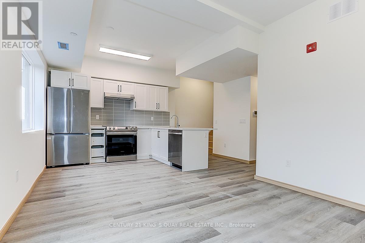 A319 - 3453 Victoria Park Avenue, Toronto, Ontario  M1W 0A9 - Photo 15 - E13129582