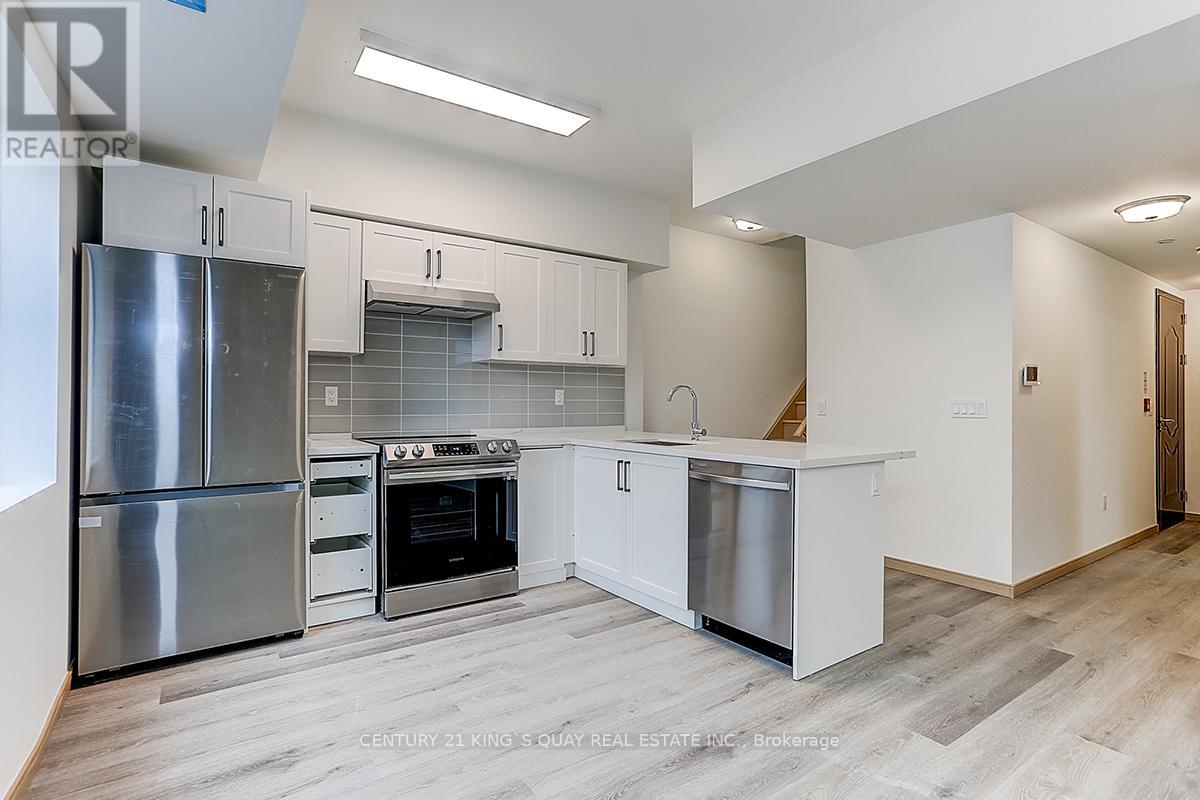 A319 - 3453 Victoria Park Avenue, Toronto, Ontario  M1W 0A9 - Photo 16 - E13129582