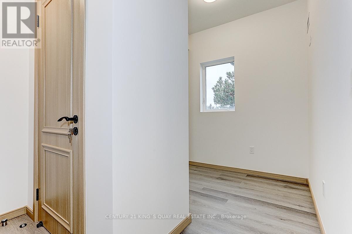 A319 - 3453 Victoria Park Avenue, Toronto, Ontario  M1W 0A9 - Photo 7 - E13129582