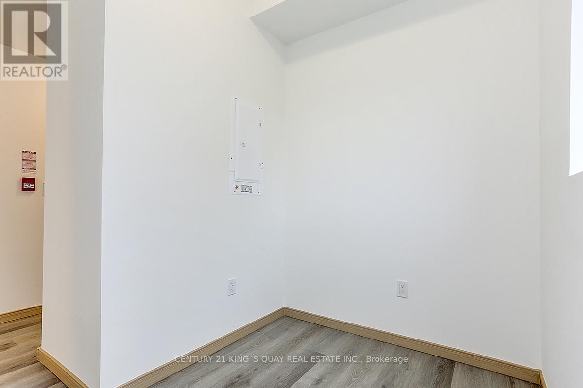 A319 - 3453 Victoria Park Avenue, Toronto, Ontario  M1W 0A9 - Photo 8 - E13129582