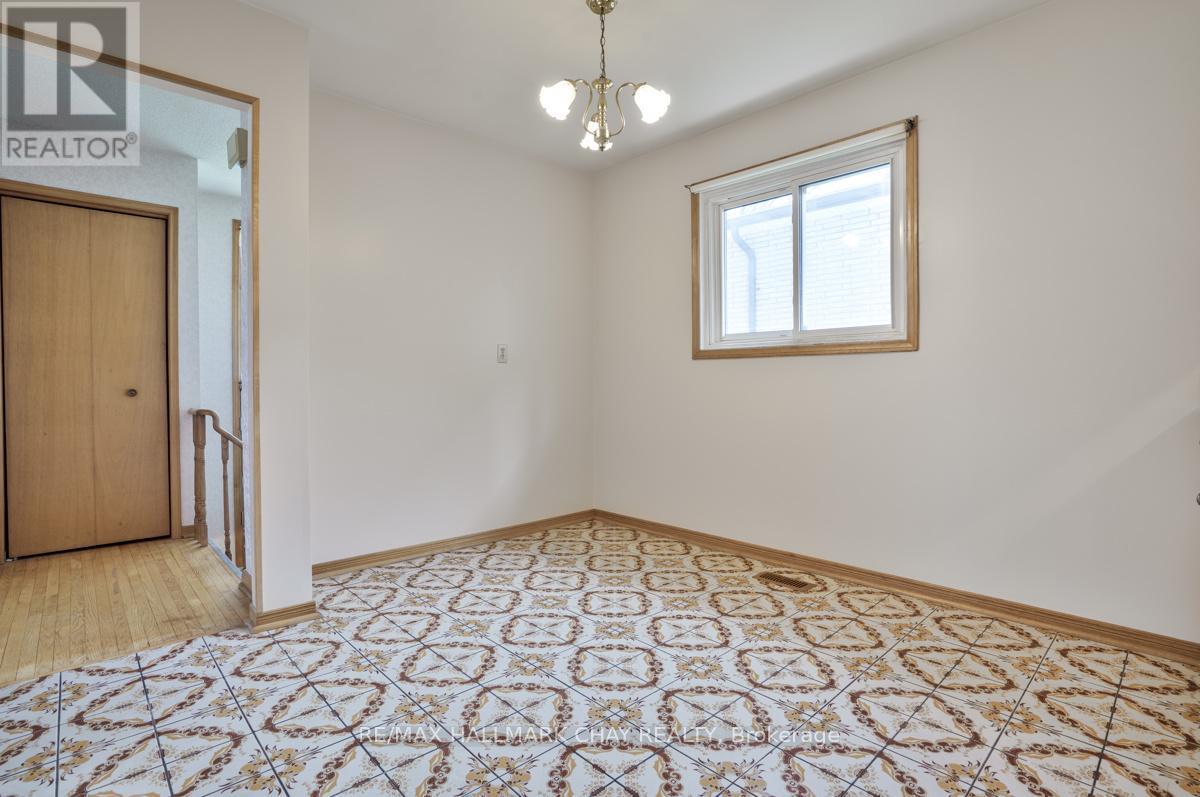 63 Fred Bland Crescent, Toronto, Ontario  M1J 3L7 - Photo 15 - E13129624