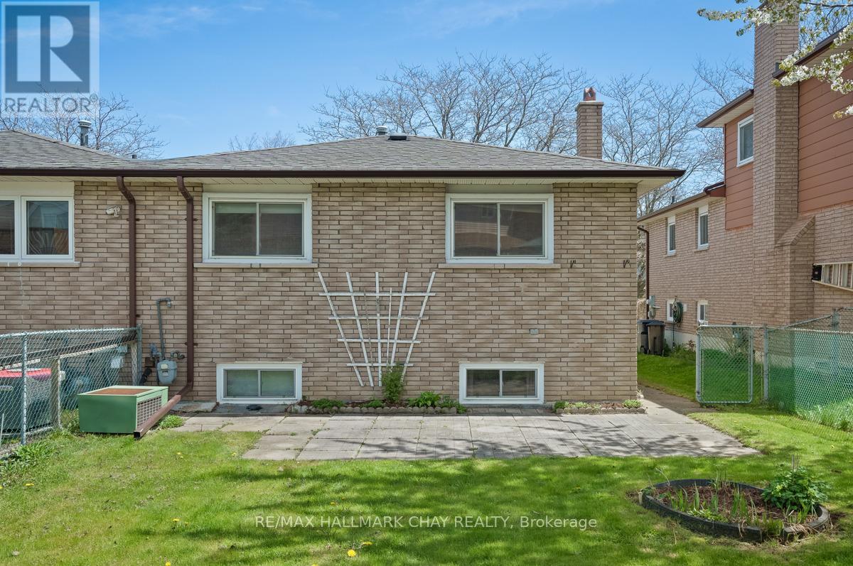 63 Fred Bland Crescent, Toronto, Ontario  M1J 3L7 - Photo 34 - E13129624