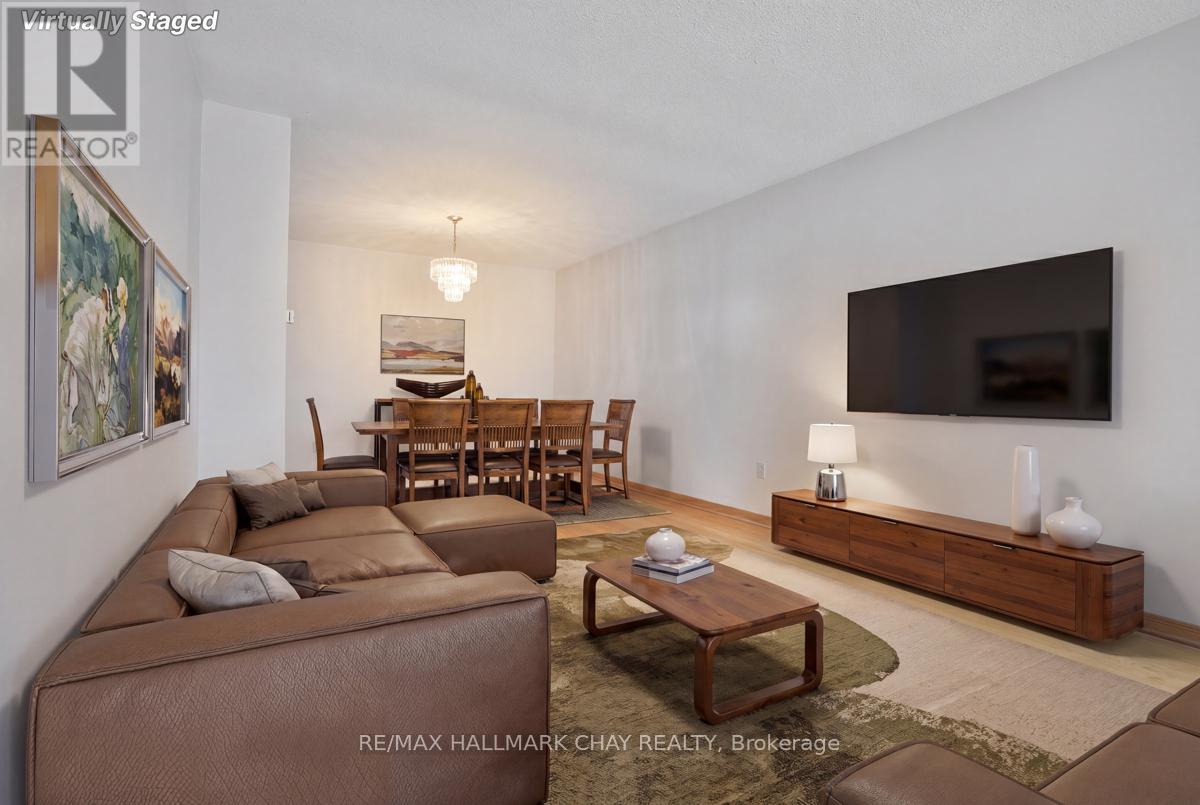 63 Fred Bland Crescent, Toronto, Ontario  M1J 3L7 - Photo 5 - E13129624