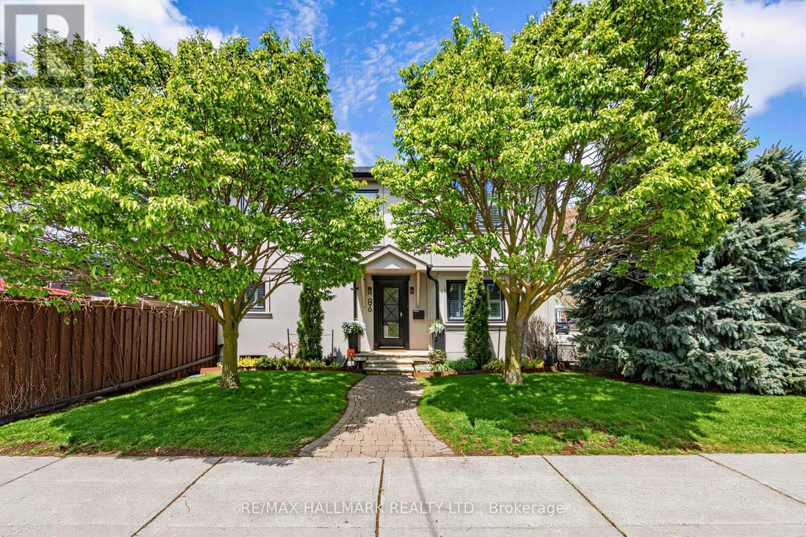 86 Binswood Avenue, Toronto, Ontario  M4C 3N9 - Photo 2 - E13129664