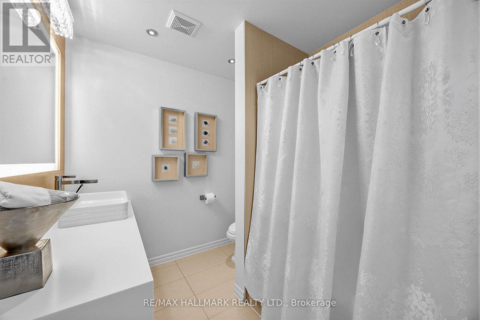 86 Binswood Avenue, Toronto, Ontario  M4C 3N9 - Photo 30 - E13129664