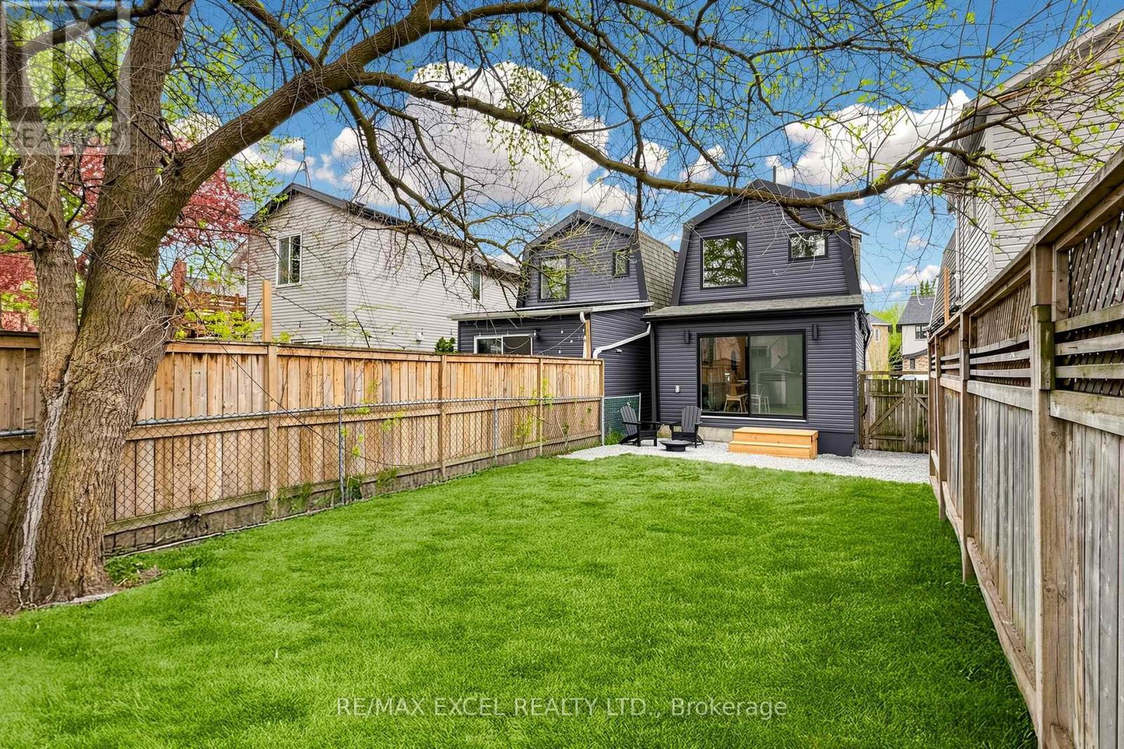 227 Donlands Avenue, Toronto, Ontario  M4J 3P9 - Photo 40 - E13129704